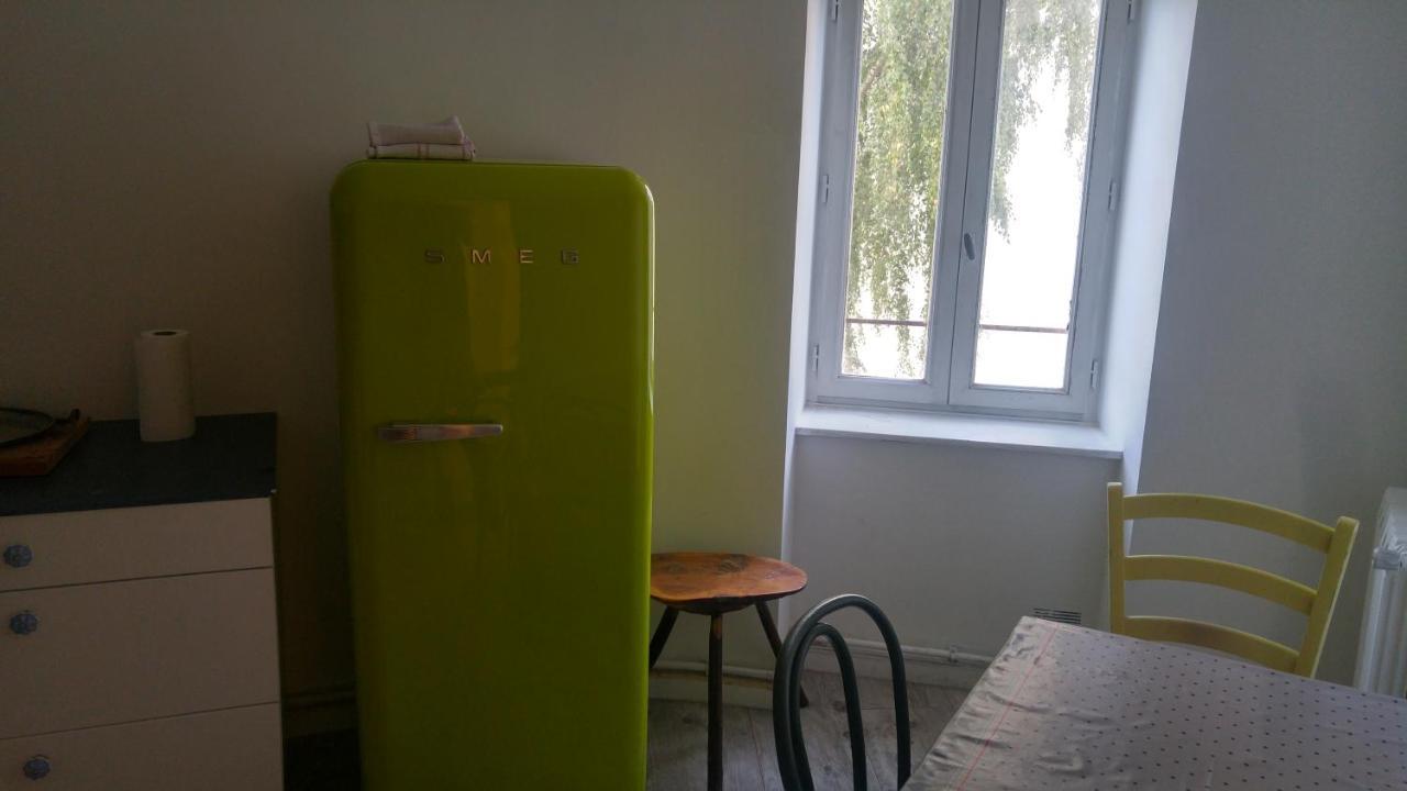 Hostel Du Lapin Blanc サン・ブリュー エクステリア 写真
