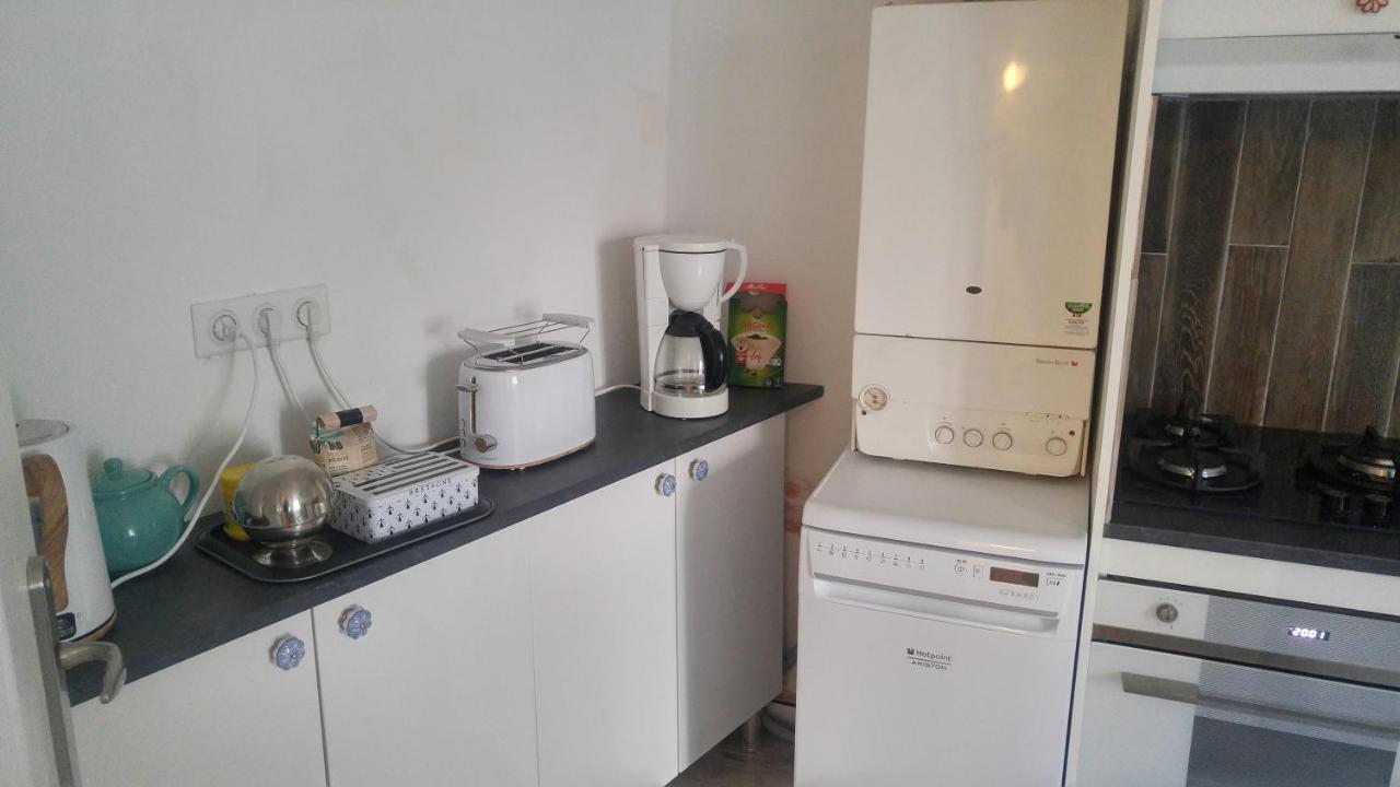 Hostel Du Lapin Blanc サン・ブリュー エクステリア 写真