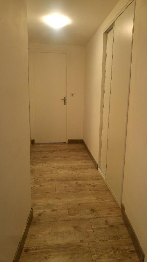 Hostel Du Lapin Blanc サン・ブリュー エクステリア 写真