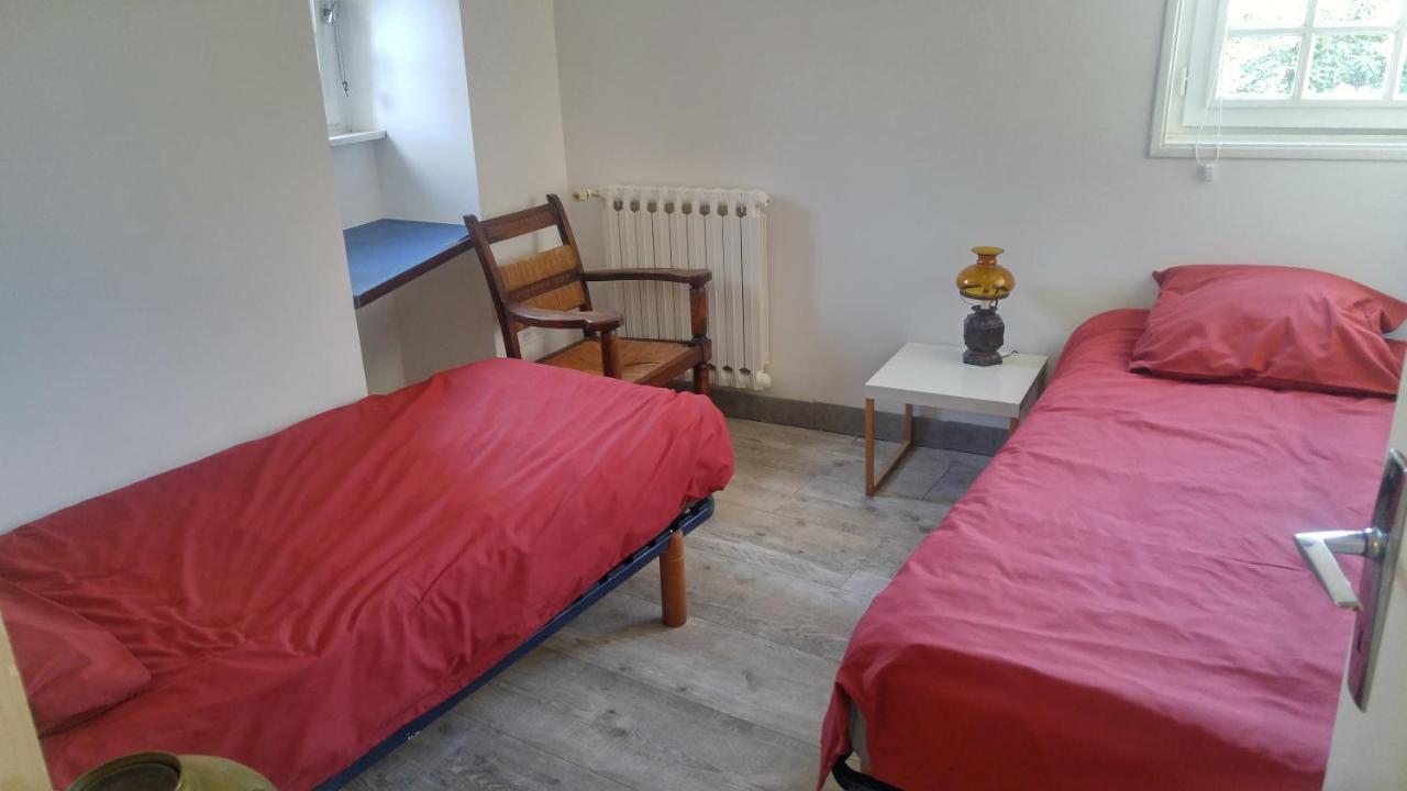 Hostel Du Lapin Blanc サン・ブリュー エクステリア 写真